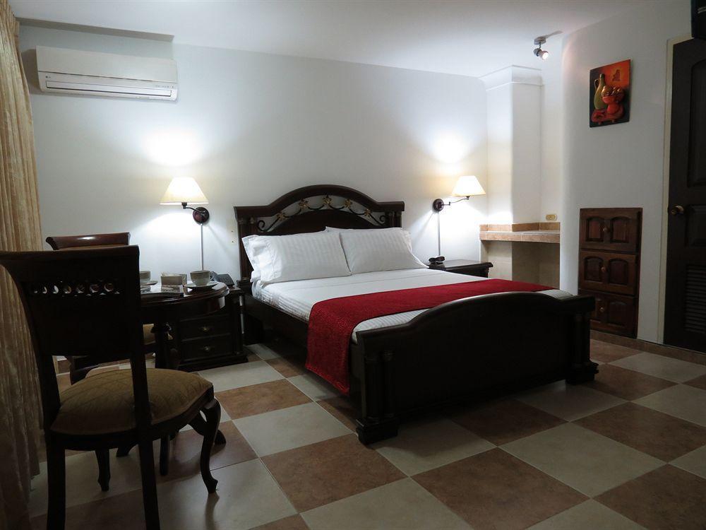 Gran Hotel Cali Buitenkant foto