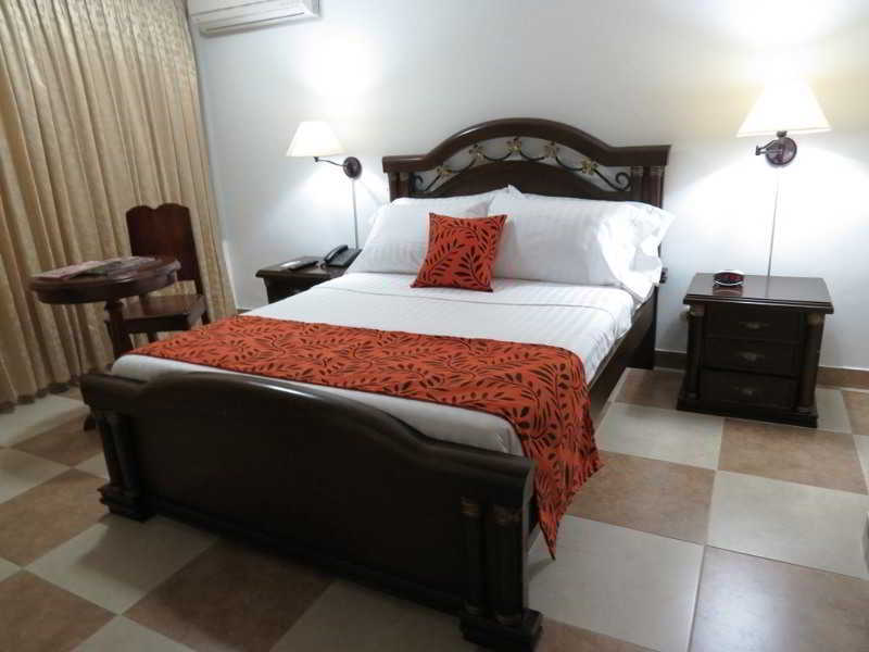 Gran Hotel Cali Buitenkant foto